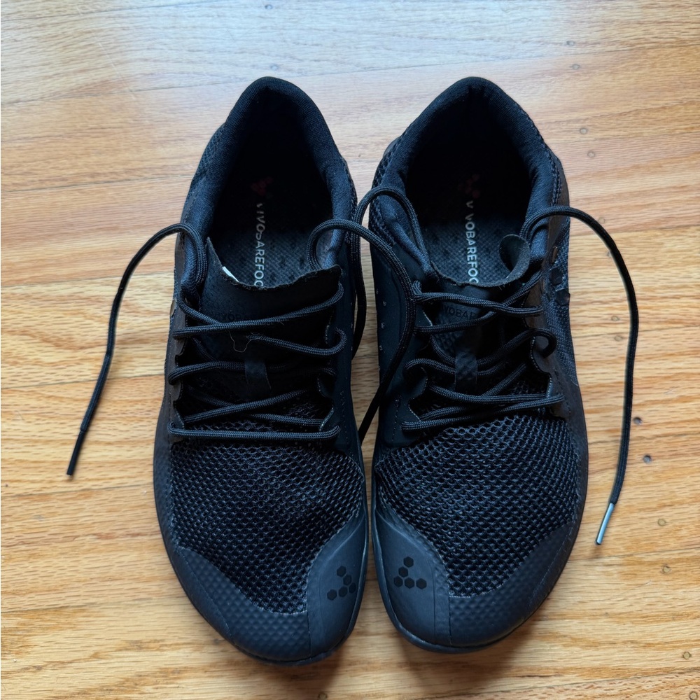 Vivo barefoot women’s Sleek Black Athletic Shoes